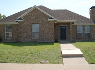 2704 Boyd St, Ennis, TX 75119