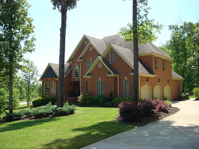 1st image of 739 Grand Mountain Dr