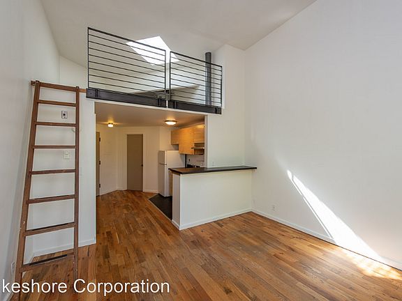 2nd image of 5403 Ballard Ave NW #10314974