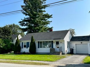 140 14th St, Bangor, ME 04401