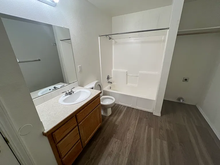 110 N Sea Fury Ln #102 — Photo 7
