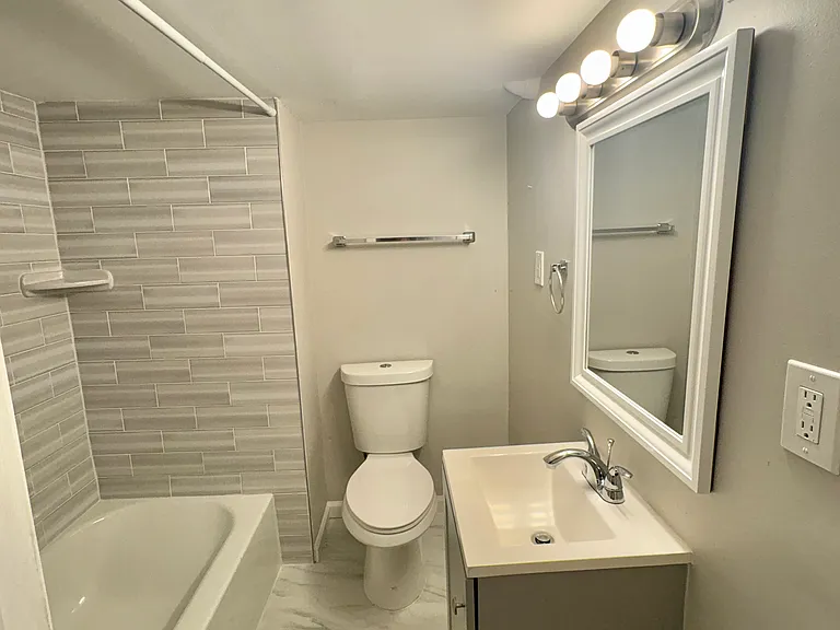 5402 Summerfield Ave — Photo 6