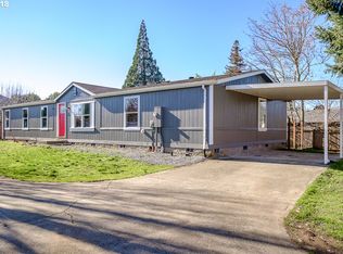114 E 5th St, Molalla, OR 97038