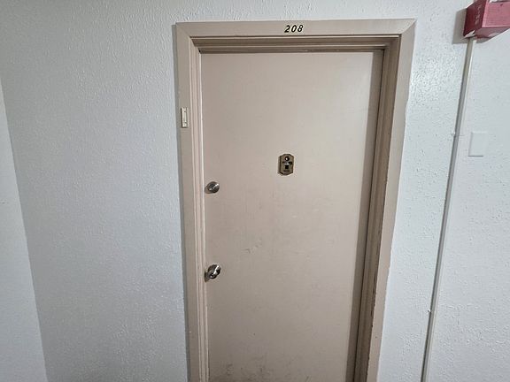3rd image of 1065 Valley Ln APT 208