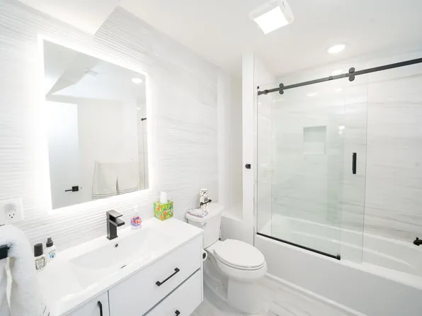 496 Undercliff Avenue image 27 of 52