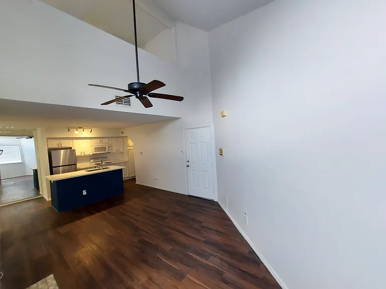 9839 Walnut St #210 — Photo 13