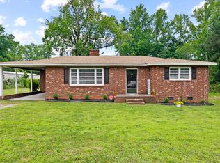 262 W Patton Rd, Laurens, SC 29360