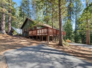 22162 Sarah Cir, Long Barn, CA 95335