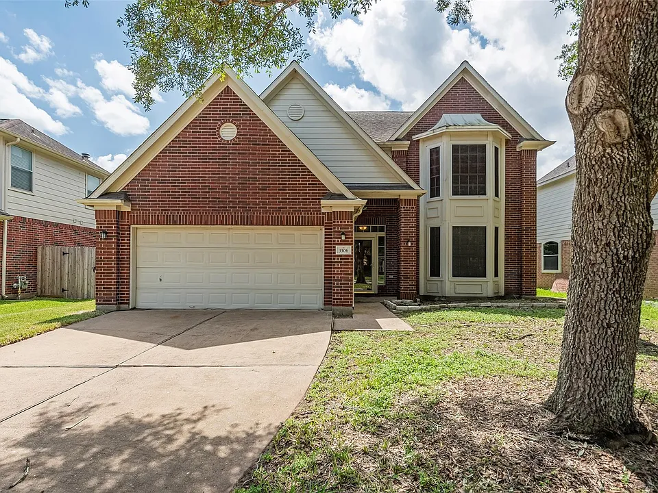 3306 Autumn Forest Dr