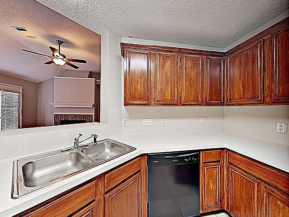 5th image of 5210 Welbeck Ct