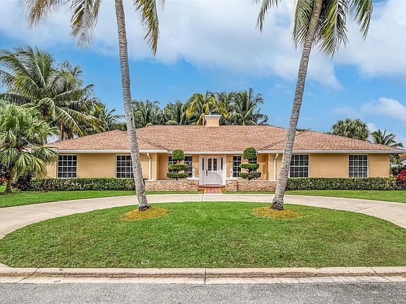 5th image of 4078 Alpinia Court