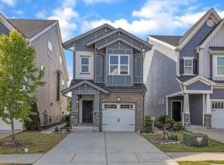 1272 Brown Velvet Ln, Apex, NC 27523