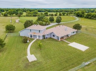 382 County Road 4660, Trenton, TX 75490