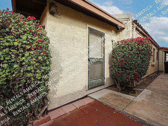 5th image of 1621 E Vaughn St