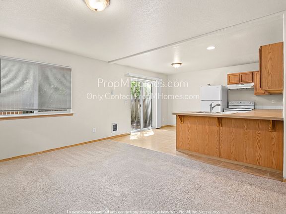 2nd image of 12564 SE Ramona St #0