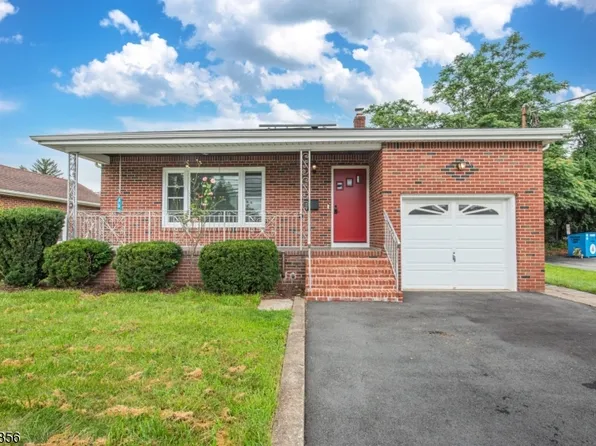 155 Beach St, Rockaway Boro, NJ 07866