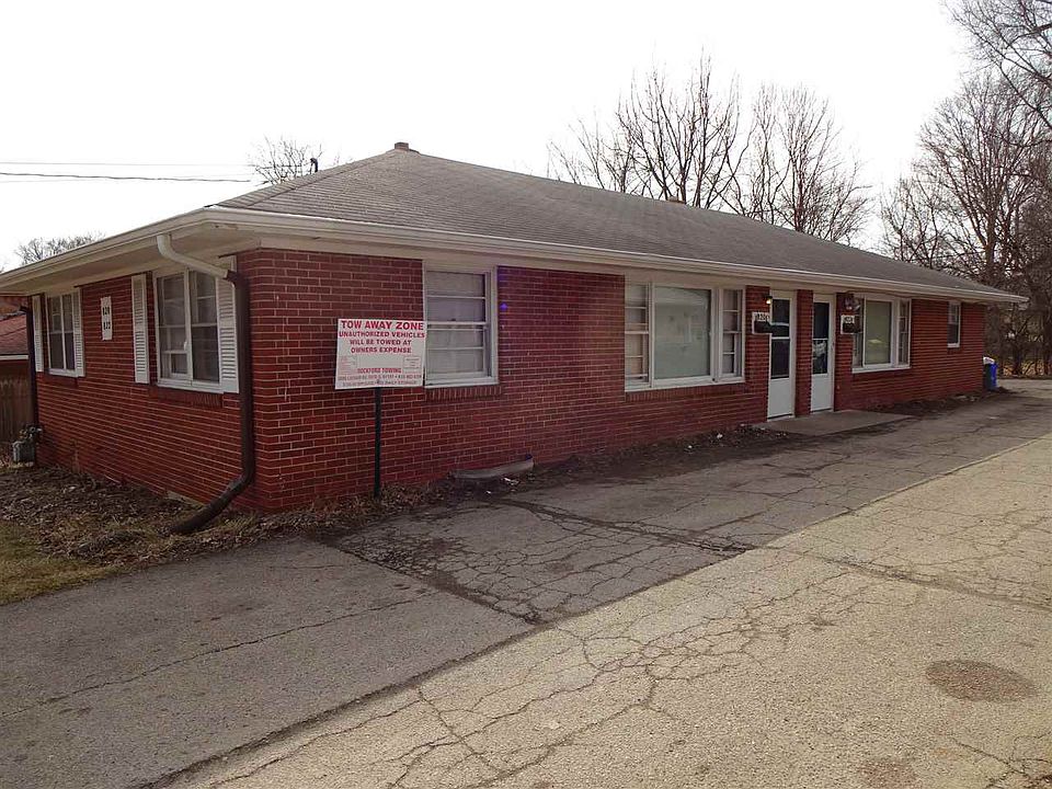 2nd image of 820 Royal Ave