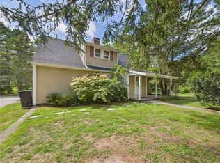 17 Pasquisett Trl, Charlestown, RI 02813