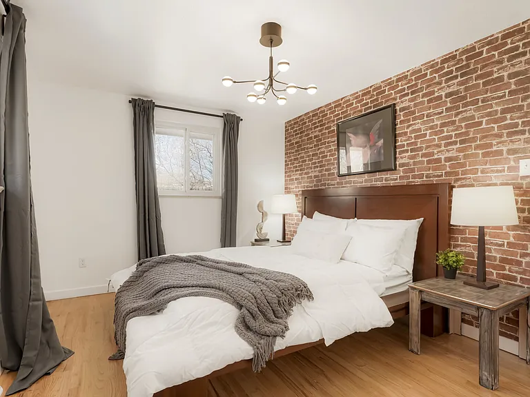 W 63rd Pl — Photo 3