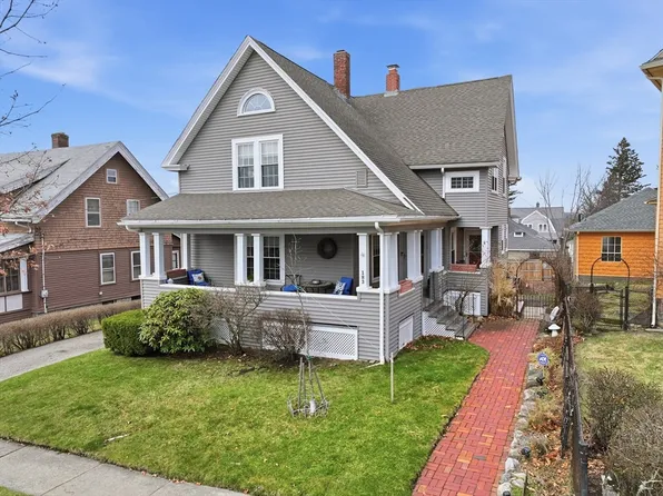 183 King Philip Rd, Worcester, MA 01606