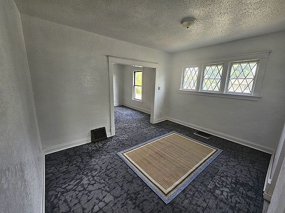 4th image of 730 N Minnesota Ave