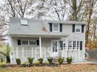19 Clark Pl, Avenel, NJ 07001