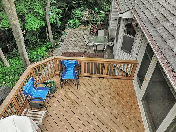2nd image of 7590 Asden Ct
