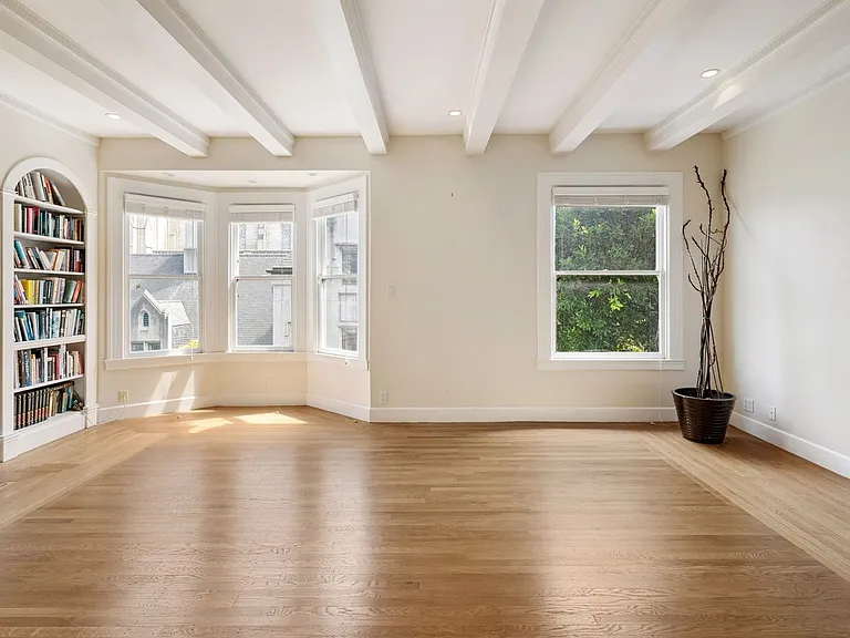 1264 Sacramento St — Photo 2