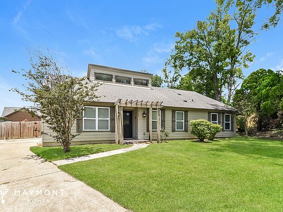 3rd image of 6709 Woodglen Ct