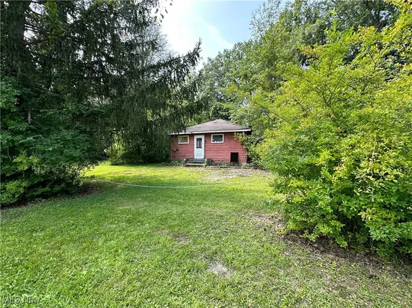 4937 Blakeslee St, Ashtabula, OH 44004