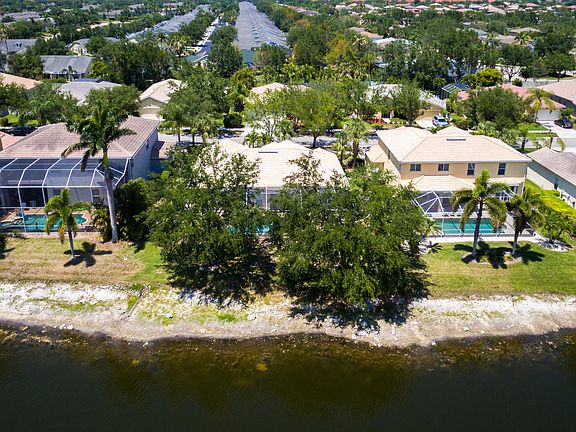 3rd image of 14509 Indigo Lakes Cir