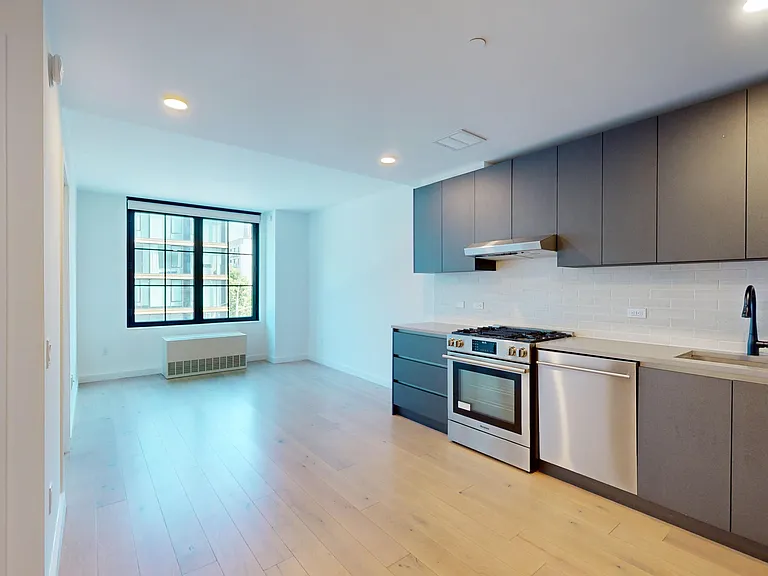 144-74 Northern Blvd #5L — Photo 5