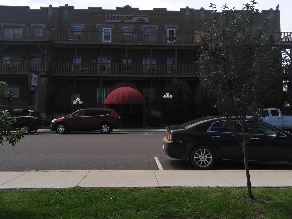 2nd image of 120 6th Ave W #10497336