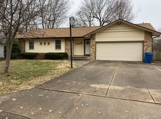 1303 S John Ave, Springfield, MO 65804