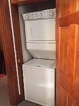 3rd image of 913 New Hampshire St