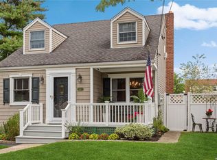 481 Olive Blvd, Hempstead, NY 11550