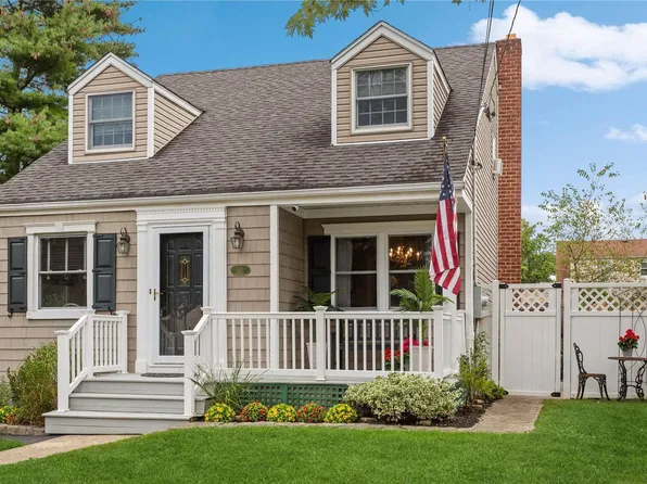 481 Olive Boulevard, South Hempstead, NY 11550