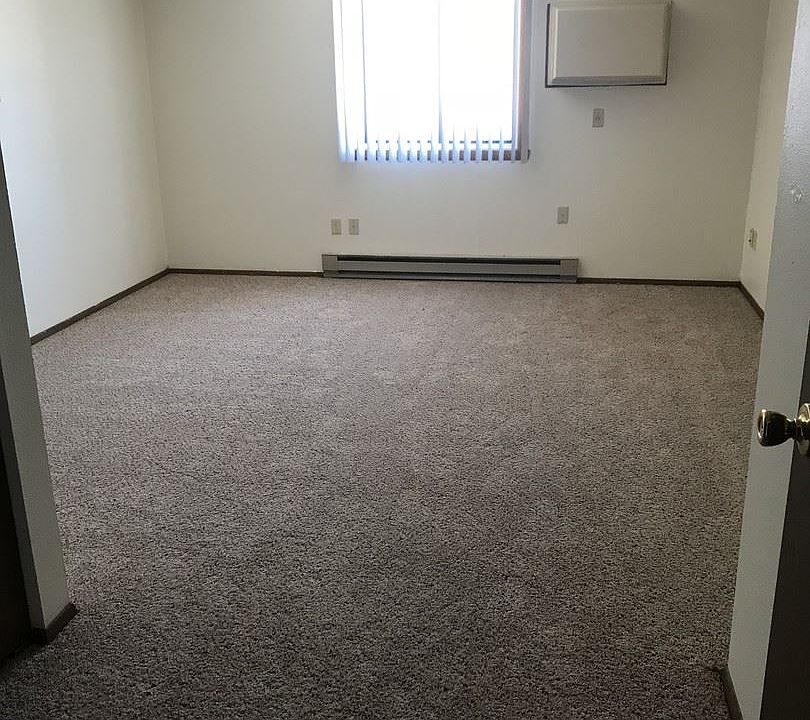 2nd image of 2550 15th St S APT 9