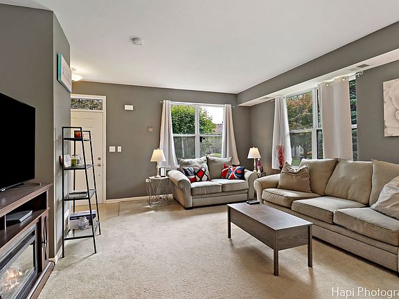 4th image of 1242 Chesterton Dr #2
