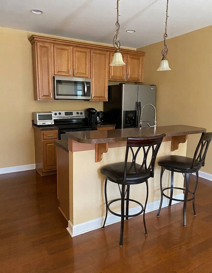 1 bed, 1000 sqft, $1,200 — Photo 2
