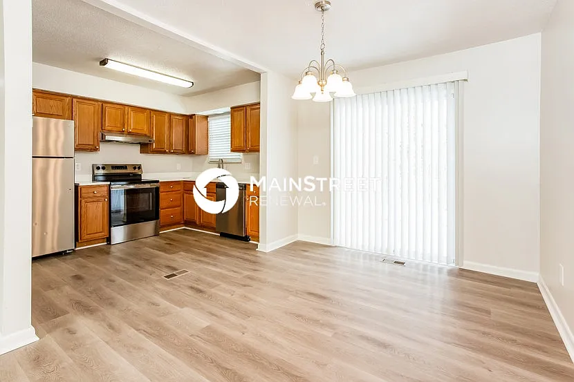 5409 Avebury Ln — Photo 4