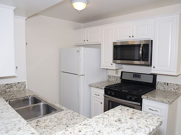 3rd image of 26200 Redlands Blvd APT 15