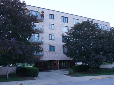 1660 Thacker St #2C, Des Plaines, IL, 60016