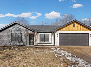 1820 Hampton St, Lawrence, KS 66046
