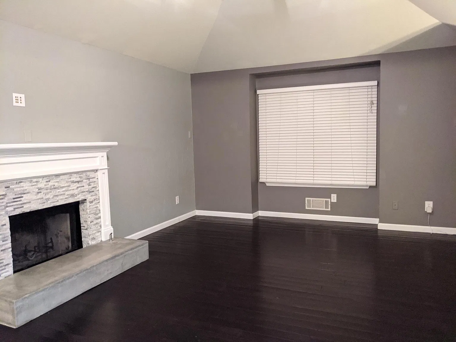 5 bed, 1612 sqft, $2,495 — Photo 4