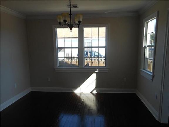 3rd image of 2309 Dreux Ave