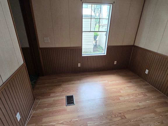 5th image of 38706 Daughtery Rd #37