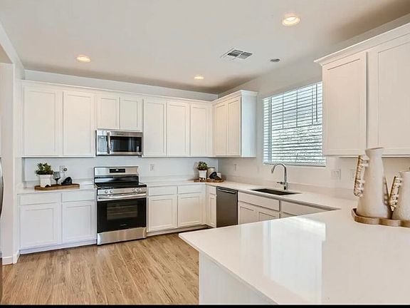5th image of 16462 W Faye Way