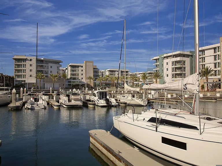 Neptune Marina — Photo 21