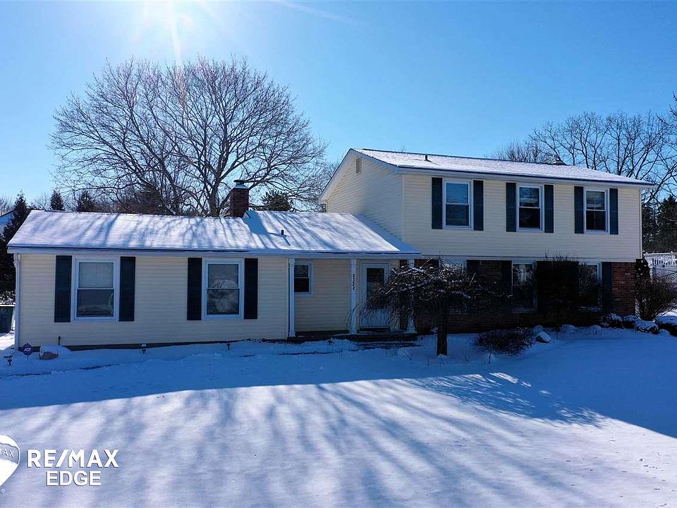 1st image of 8324 Manchester Dr